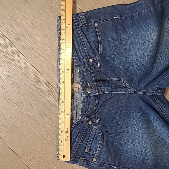 Paige Jeans Women's sz 27 Low Rise Flare Jeans Style # 0102-0047 - Picture 11 of 15